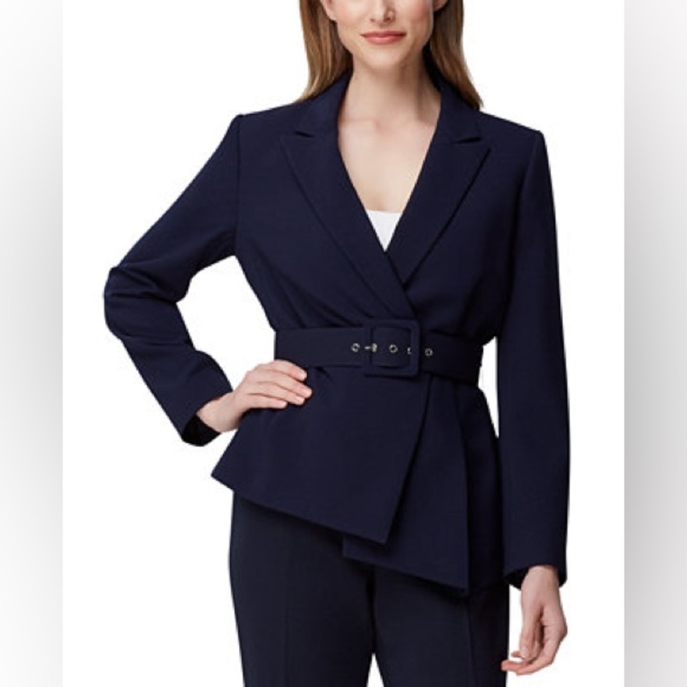 NWT Tahari Asymmetrical Navy Blazer with Belt. Size 16 Petite